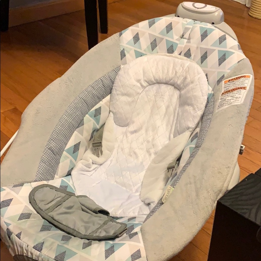 Newborn bouncy
